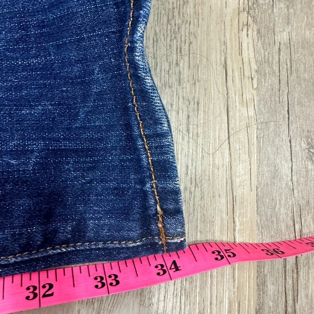 J Brand Medium Wash Straight Leg Denim Jeans Size 30